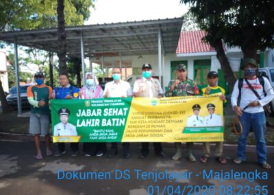 Pemdes Tenjolayar Adakan Penyemprotan Disinfektan Secara Masal